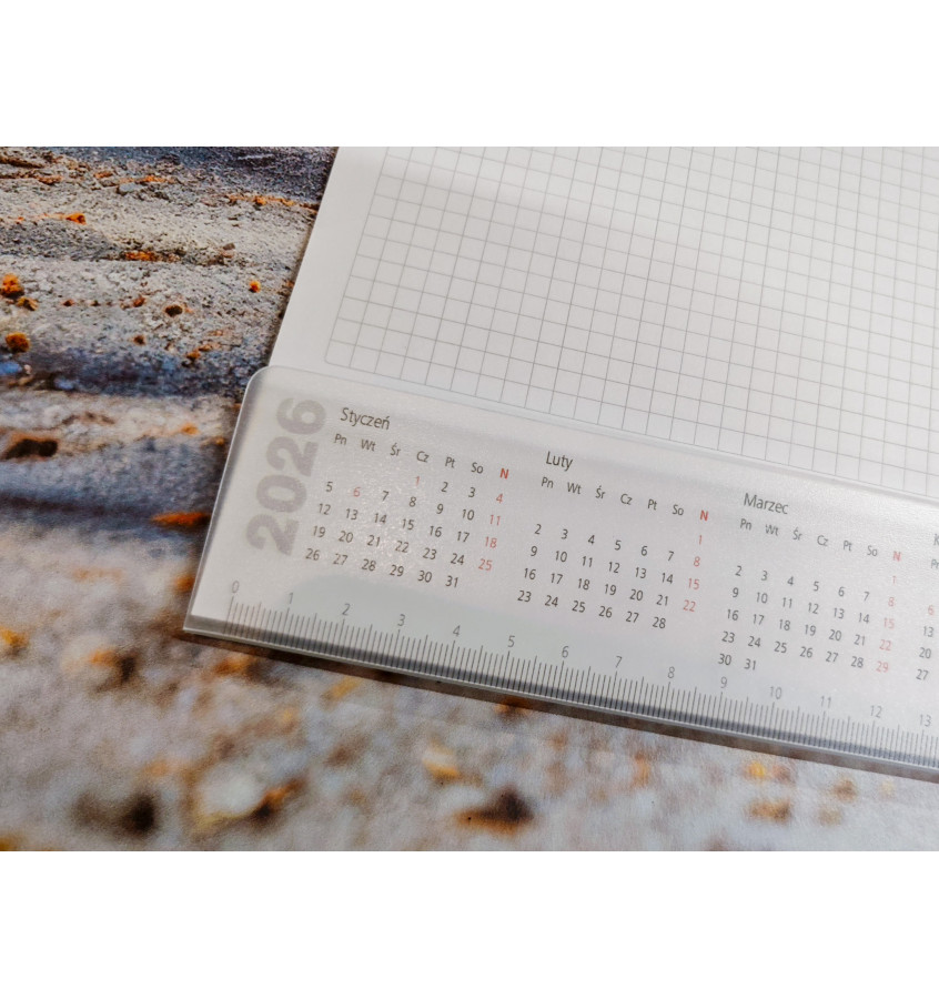 Biuwar 2026 blok notesowy B3 na biurko z kalendarzem na listwie zabezpieczającej