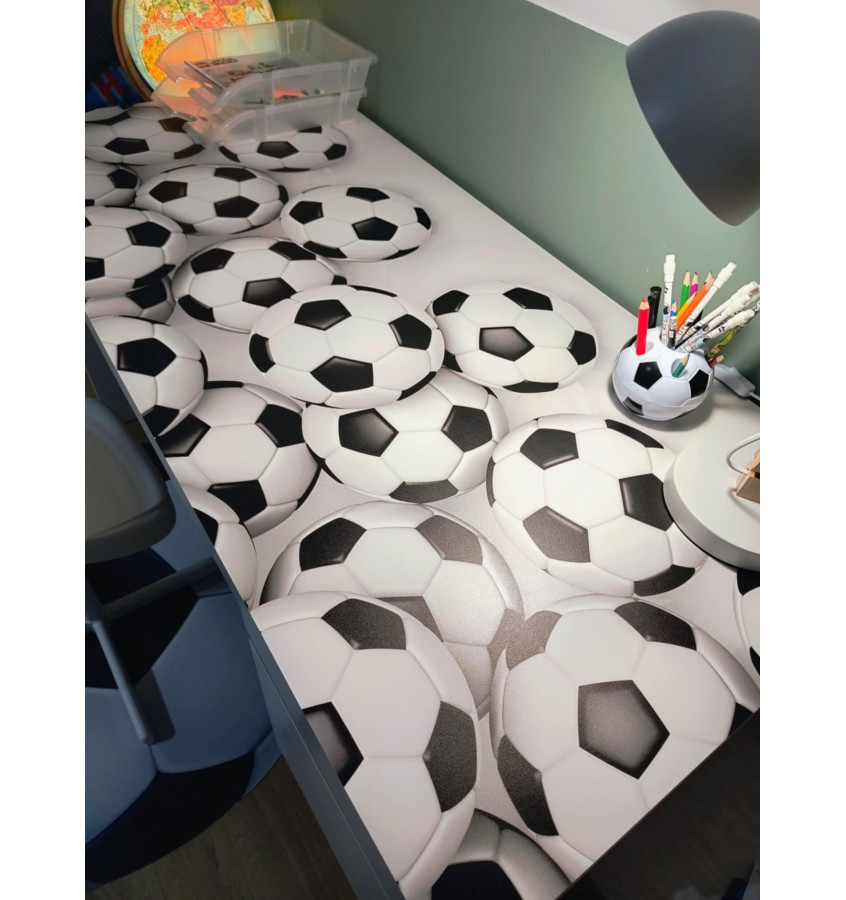 Podkładka 151x65 cm na biurko MALM z IKEA ze wzorem PIŁKA NOŻNA