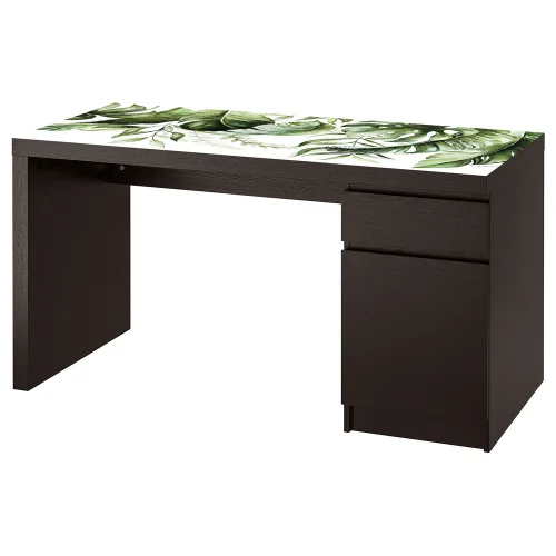 Tak wygląda biurko czarnybrąz malm 140 x 65 z podkładką elastyczną egzotyczne liście