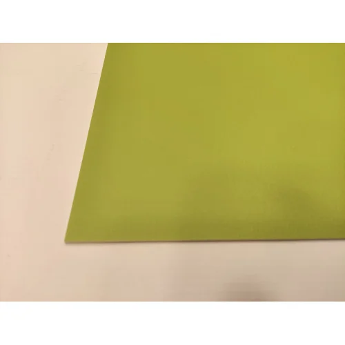 Mata na biurko Malm 151x65 cm zielona limonkowa z antypoślizgowym spodem